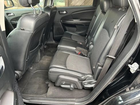 Used 2015 Dodge Journey Crossroad w/ Flexible Seating Group image 15