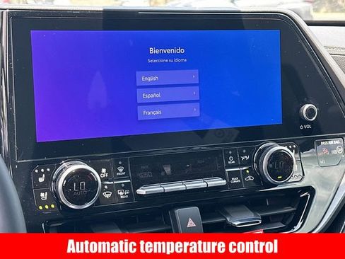 New 2026 Toyota Highlander Limited AWD/4WD image 13