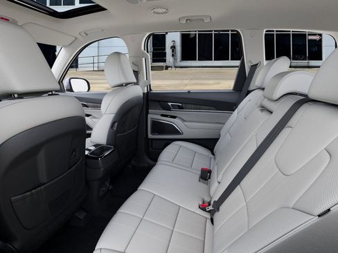 New 2025 Kia Telluride EX image 18