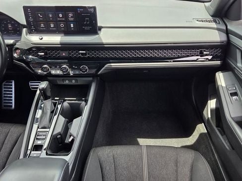Used 2024 Honda Accord Sport image 12