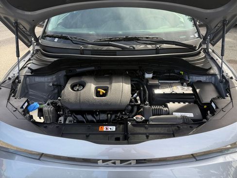 Used 2025 Kia Soul LX w/ LX Technology Package image 28