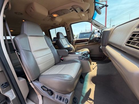Used 2004 Ford Excursion Eddie Bauer AWD/4WD image 9