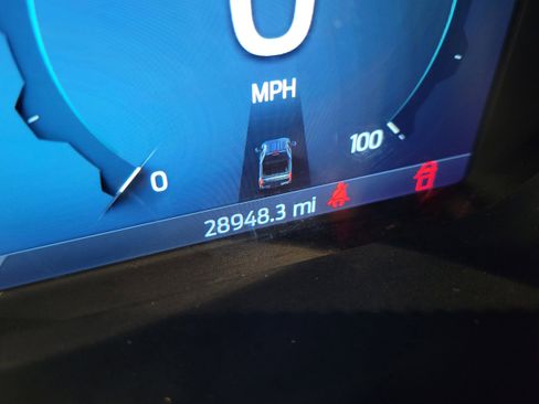 Used 2023 Ford F350 Lariat image 23