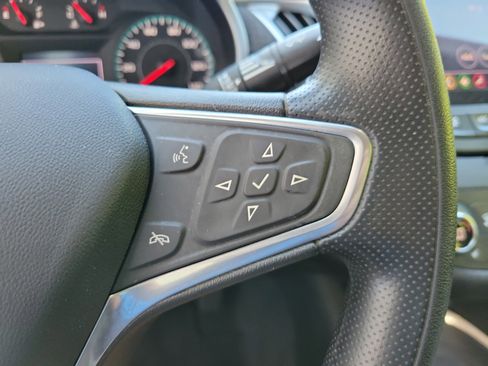 Used 2022 Chevrolet Malibu LT image 30