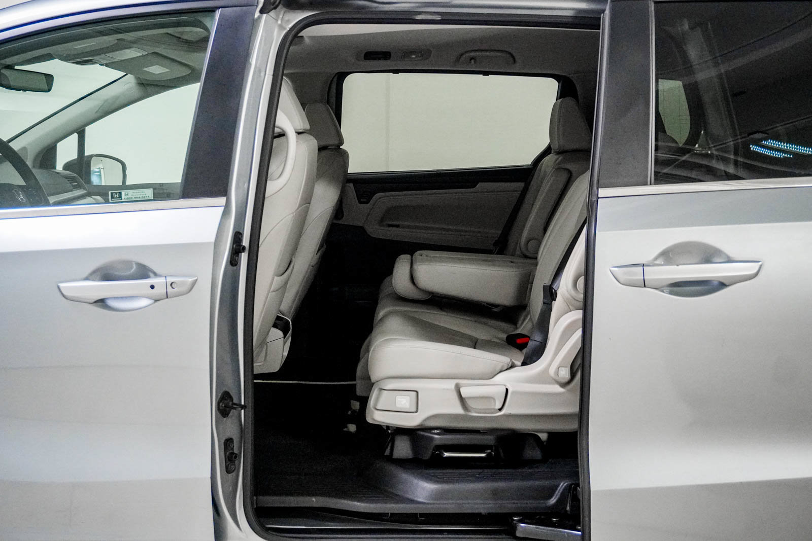 Used 2025 Honda Odyssey EX-L image 38