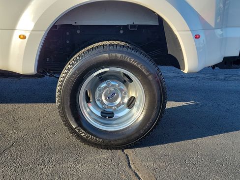 Used 2018 Ford F350 Lariat w/ Lariat Ultimate Package image 8