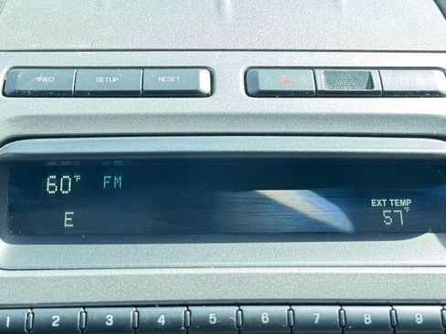 Used 2011 Ford Taurus SEL w/ 201A Rapid Spec Order Code AWD/4WD image 8