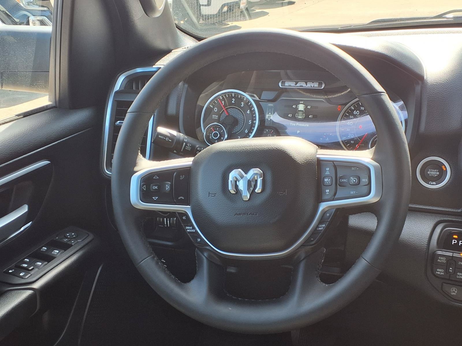 Used 2025 RAM 1500 Lone Star AWD/4WD image 6