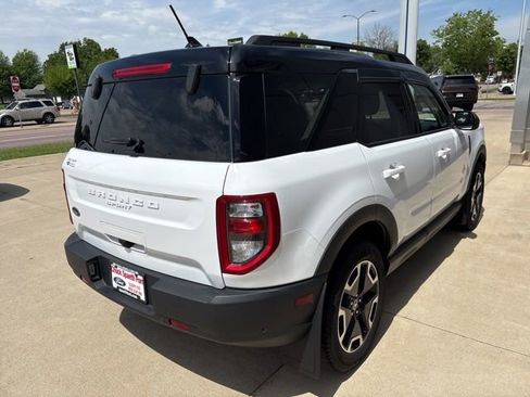 Used 2021 Ford Bronco Sport Outer Banks AWD/4WD image 4