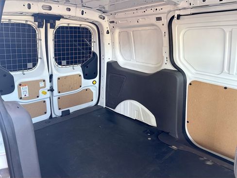 Used 2023 Ford Transit Connect XLT image 24