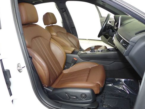 Used 2017 Audi A4 2.0T Prestige w/ Prestige Package image 19