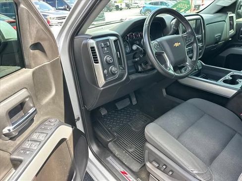 Used 2018 Chevrolet Silverado 1500 LT w/ All Star Edition AWD/4WD image 14