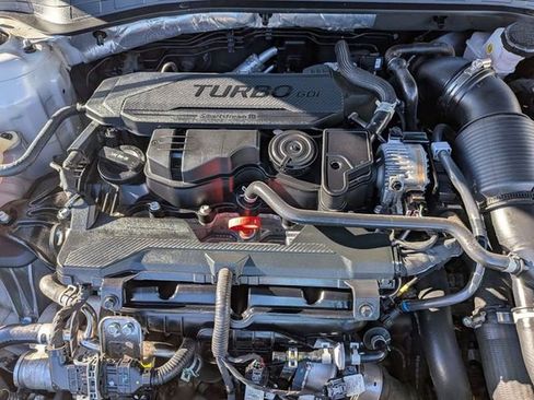 Used 2022 Kia K5 GT-Line image 38