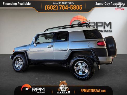 Used 2010 Toyota FJ Cruiser 4WD image 23