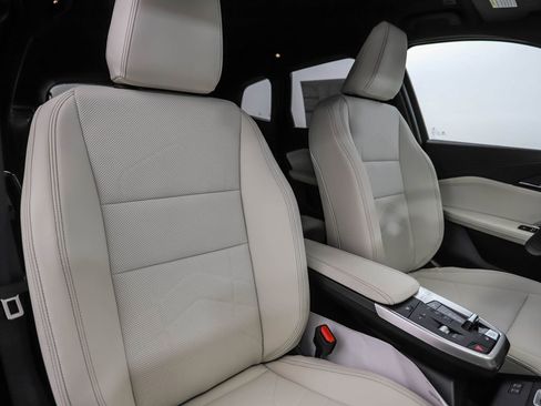 New 2026 BMW X1 xDrive28i w/ Technology Package image 32