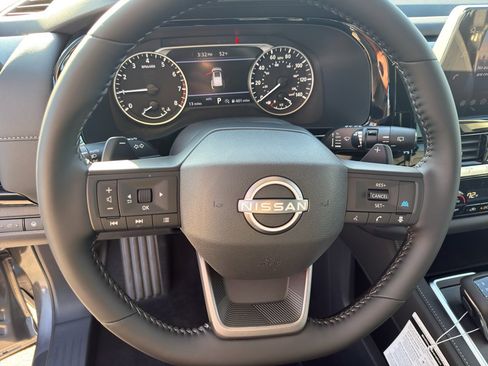 New 2026 Nissan Pathfinder SV image 16