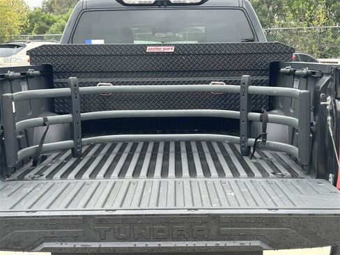 Used 2023 Toyota Tundra Limited image 15