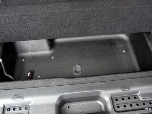 Used 2024 Jeep Wrangler Sport S image 8