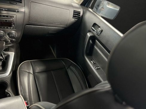 Used 2006 HUMMER H3 Luxury image 16