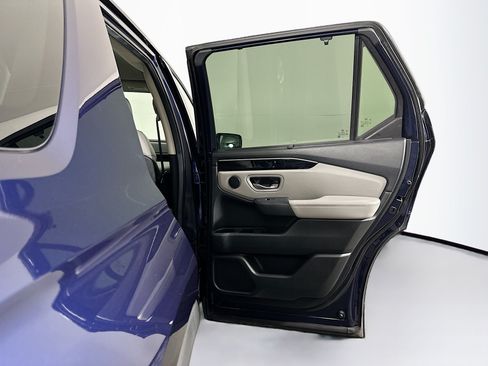 Used 2025 Honda Pilot EX-L image 31
