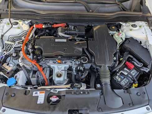 Used 2021 Honda Accord Hybrid image 21