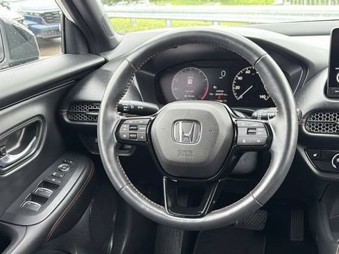 Used 2025 Honda HR-V Sport image 23