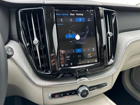 New 2025 Volvo XC60 B5 Ultra w/ Protection Package Premier image 23