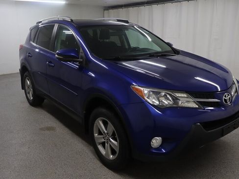 Used 2015 Toyota RAV4 XLE AWD/4WD image 1