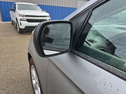 Used 2024 Ford Edge SE AWD/4WD image 7