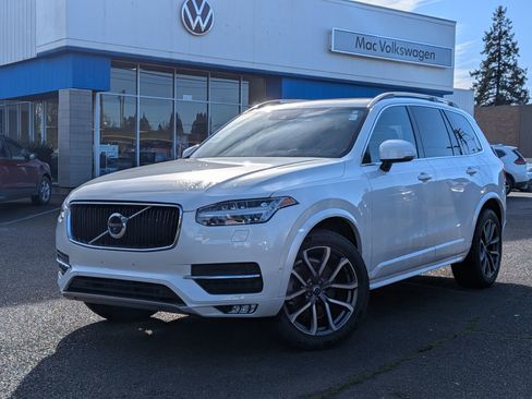 Used 2019 Volvo XC90 T6 Momentum w/ Advanced Package image 1