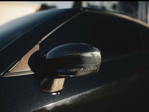 Used 2019 Nissan GT-R Premium w/ Premium Interior Package image 32