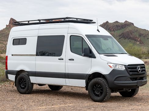 Used 2019 Mercedes-Benz Sprinter 4x4 144 image 6