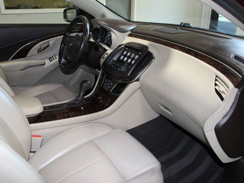 Used 2016 Buick LaCrosse Sport Touring w/ Experience Buick Package FWD image 28
