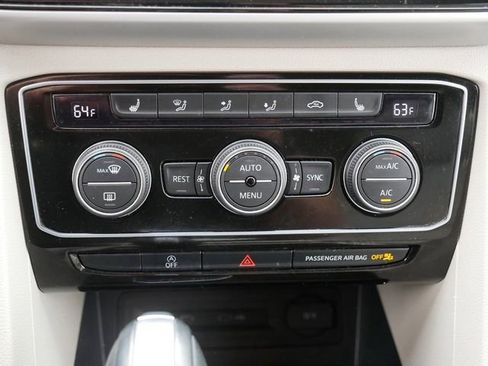 Certified 2023 Volkswagen Atlas SE AWD/4WD image 29