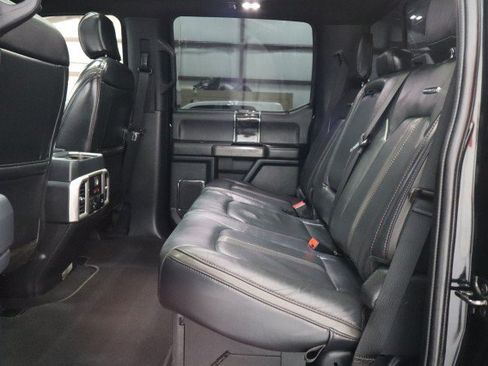 Used 2022 Ford F250 Platinum w/ FX4 Off-Road Package AWD/4WD image 54