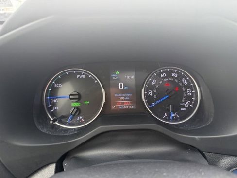 Used 2020 Toyota RAV4 XLE image 14