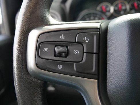 Used 2023 Chevrolet Silverado 2500 Custom w/ Custom Value Package image 13