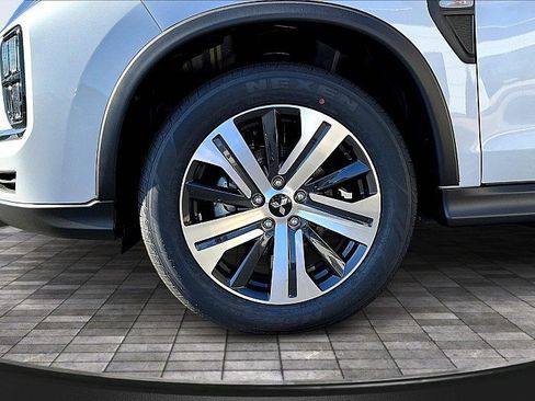 New 2025 Mitsubishi Outlander Sport ES image 13