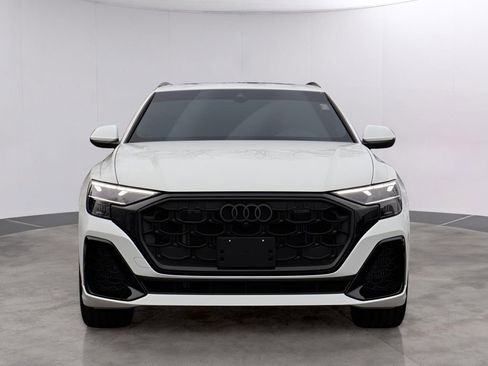 Used 2025 Audi Q8 Premium Plus image 2
