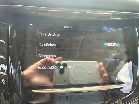 Used 2018 Cadillac Escalade ESV Luxury RWD image 27