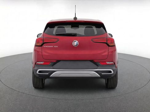Used 2022 Buick Encore GX Preferred w/ Cold Weather Comfort Package FWD image 4