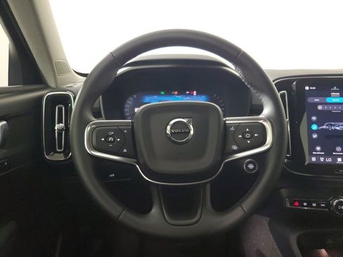 Used 2026 Volvo XC40 B5 Core w/ Climate Package AWD/4WD image 14