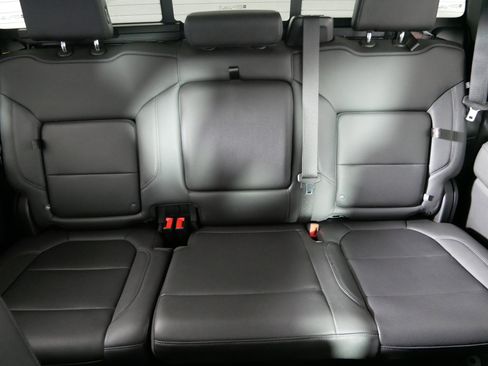 Certified 2021 GMC Sierra 1500 SLT w/ SLT Premium Plus Package image 13