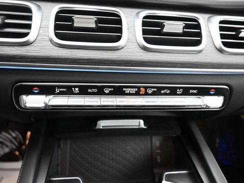 Certified 2026 Mercedes-Benz GLE 450 4MATIC image 17
