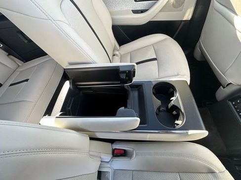 Used 2024 MAZDA CX-90 3.3 Turbo S w/ Premium Plus image 35