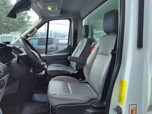 Used 2019 Ford Transit 350 156 DRW image 9