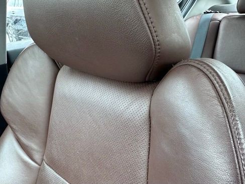 Used 2017 Acura TLX w/ Technology Package image 18