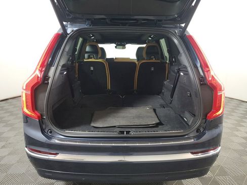 Certified 2023 Volvo XC90 B6 Ultimate w/ Protection Package Premier image 11