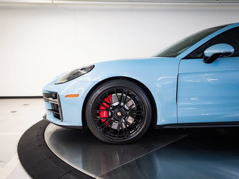 Certified 2026 Porsche Panamera GTS AWD/4WD image 11