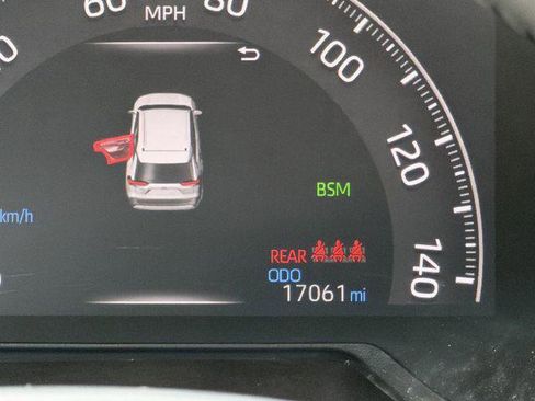 Certified 2025 Toyota RAV4 XLE Premium FWD image 15